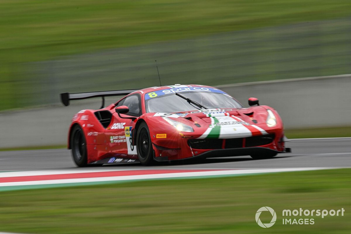 #8 AF Corse, Ferrari 488 GT3 Evo: Carrie Schreiner, Sean Hudspeth