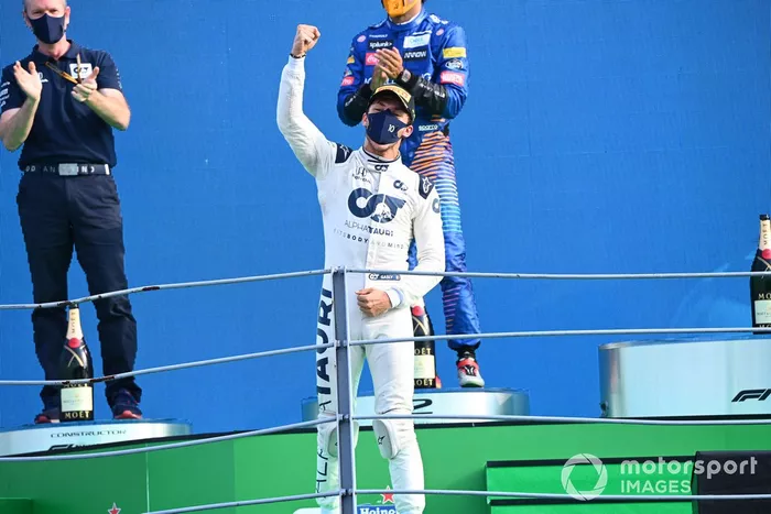 Podio: ganador Pierre Gasly, AlphaTauri