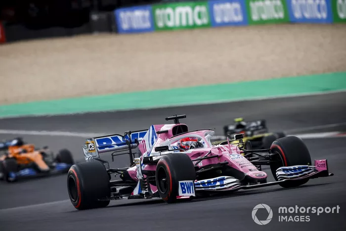 Sergio Pérez, Racing Point RP20, Esteban Ocon, Renault F1 Team R.S.20