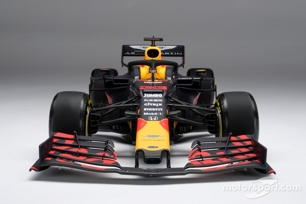 Aston Martin Red Bull Racing RB15 van Amalgam, schaal 1:8