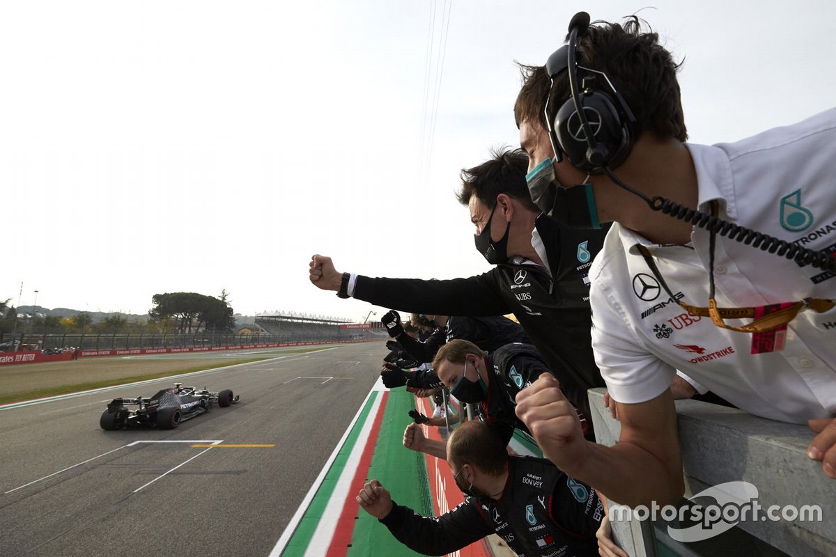 Secondo classificando Valtteri Bottas, Mercedes F1 W11
