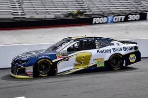 Chase Elliott, Hendrick Motorsports, Chevrolet Camaro Kelley Blue Book