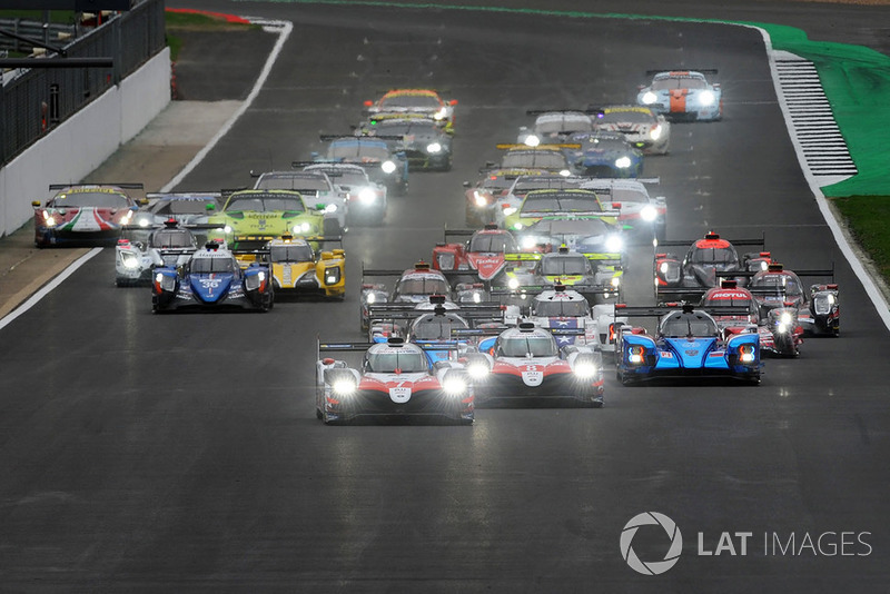 Inicio, #7 Toyota Gazoo Racing Toyota TS050: Mike Conway, Kamui Kobayashi, Jose Maria Lopez