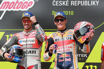 Podio: il vincitore della gara Andrea Dovizioso, Ducati Team, il terzo classificato Marc Marquez, Repsol Honda Team