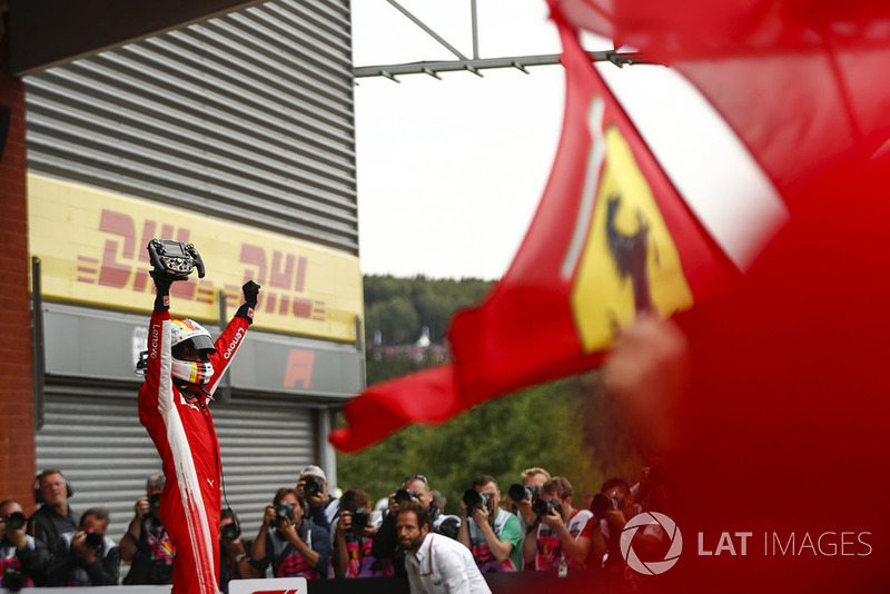 Yarış galibi Sebastian Vettel, Ferrari, Parc Ferme