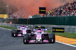 Esteban Ocon, Racing Point Force India VJM11 and Sergio Perez, Racing Point Force India VJM11