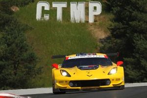 #3 Corvette Racing Corvette C7.R, GTLM: Jan Magnussen, Antonio Garcia