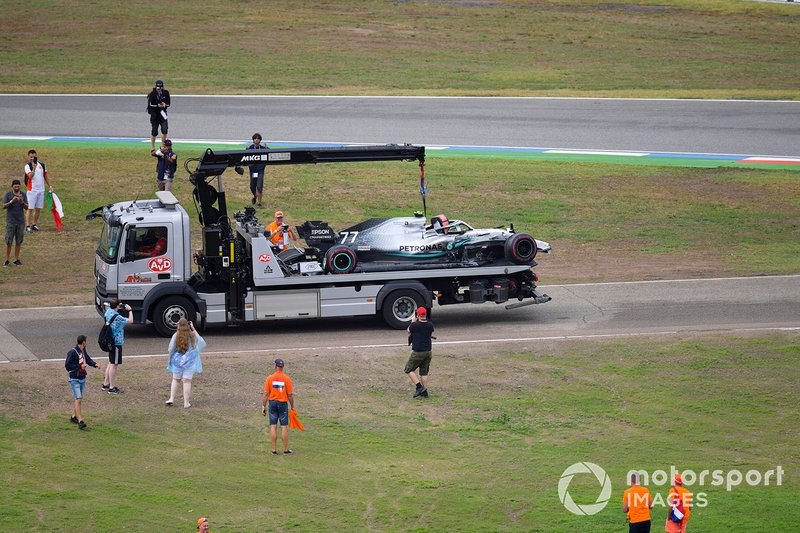 Bottas también se sale