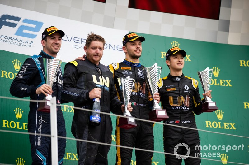 Guanyu Zhou, UNI Virtuosi Racing and Nicholas Latifi, Dams and Guanyu Zhou, UNI Virtuosi Racing