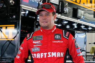 Erik Jones, Joe Gibbs Racing, Toyota Camry Craftsman