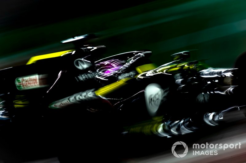 Daniel Ricciardo, Renault F1 Team R.S.19