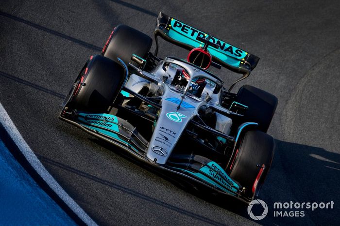 George Russell, Mercedes W13