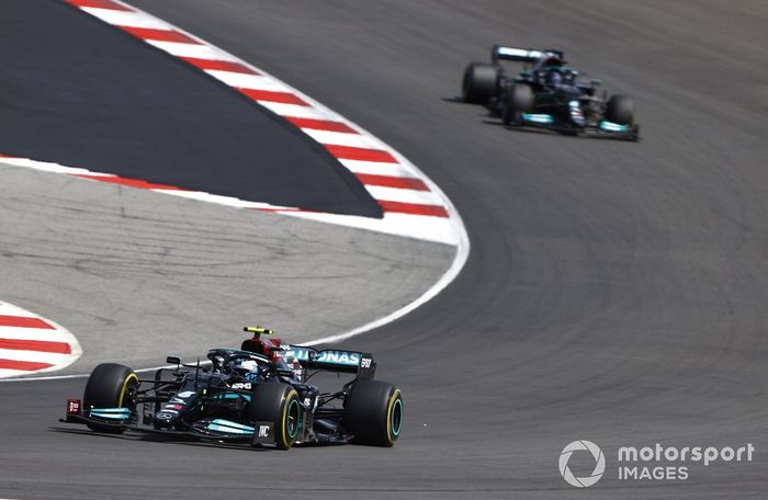 Valtteri Bottas, Mercedes W12, Lewis Hamilton, Mercedes W12