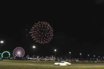 Azione di gara e fuochi d'artificio