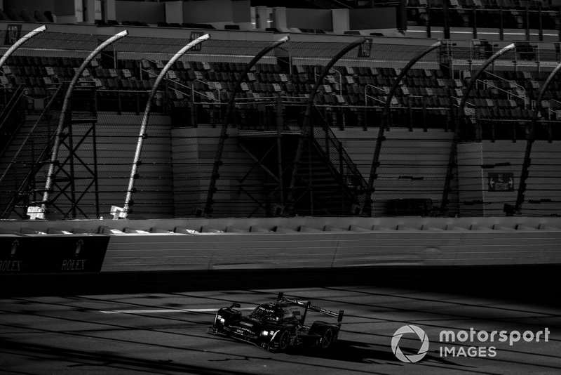 #10 Konica Minolta Cadillac DPi-V.R. Cadillac DPi, DPi: Renger Van Der Zande, Jordan Taylor, Fernando Alonso Diaz, Kamui Kobayashi
