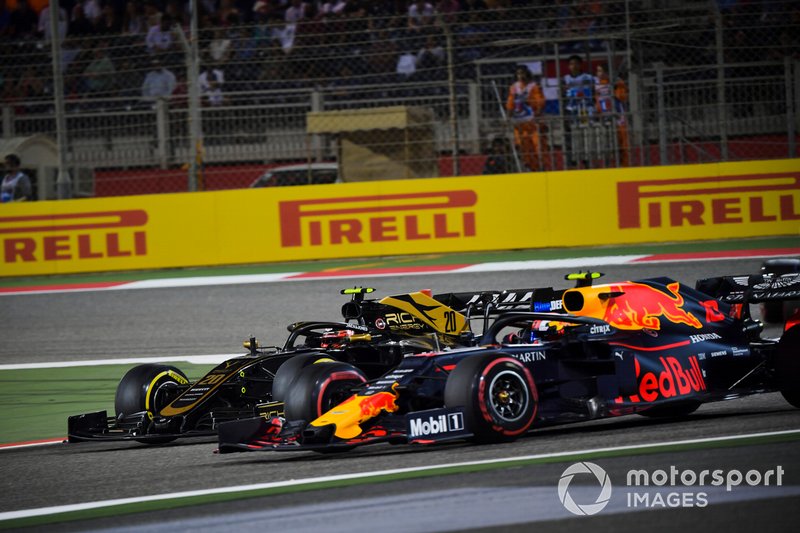 Kevin Magnussen, Haas F1 Team VF-19, Pierre Gasly, Red Bull Racing RB15