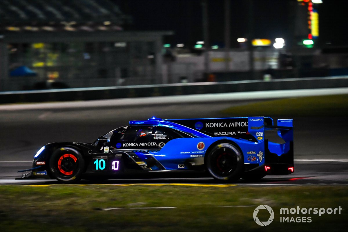 #10 Wayne Taylor Racing Acura ARX-05 Acura DPi: Ricky Taylor, Filipe Albuquerque, Alexander Rossi, Helio Castroneves