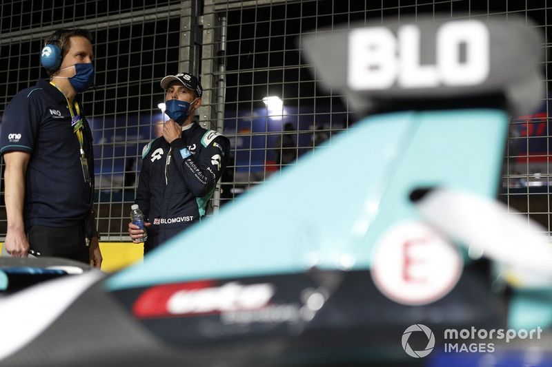 Tom Blomqvist, NIO 333 en la parrilla