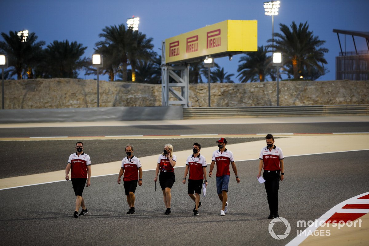 Antonio Giovinazzi, Alfa Romeo tijdens de track walk