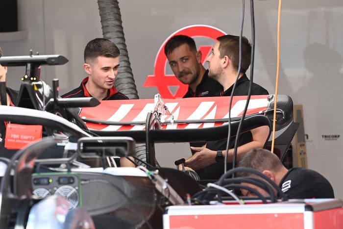 Haas VF-23 detalles técnicos