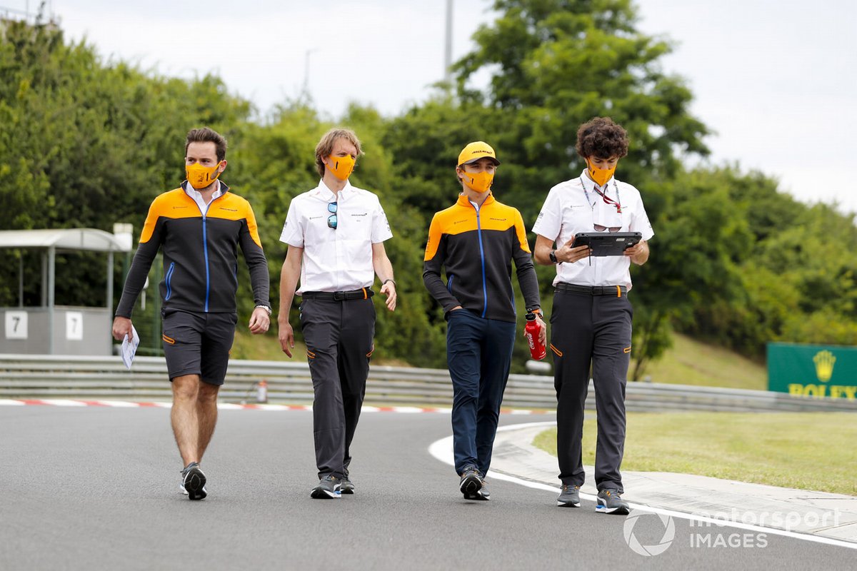 Lando Norris, McLaren walks the track