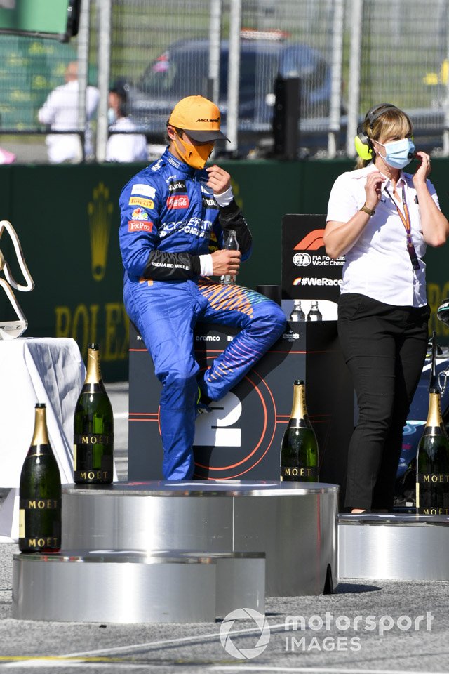 Lando Norris, McLaren festeggia sul podio il terzo posto