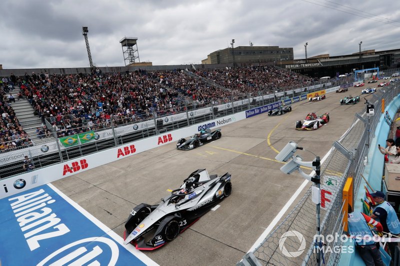 Sébastien Buemi, Nissan e.Dams, Nissan IMO1, at the start of the race
