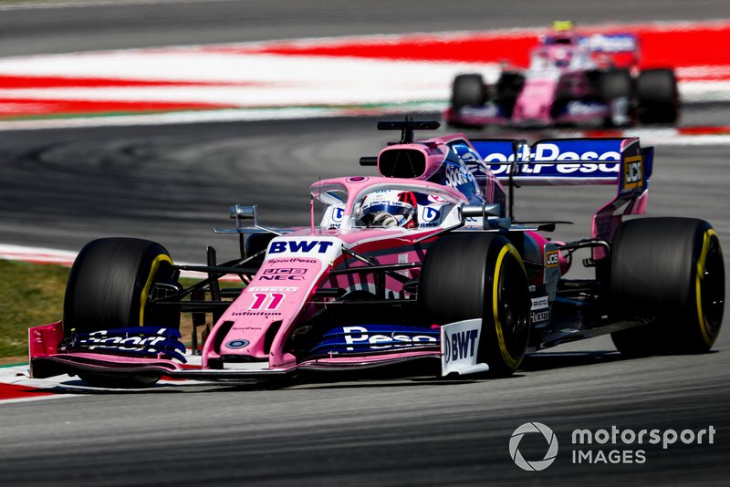 Sergio Perez, Racing Point RP19, precede Lance Stroll, Racing Point RP19