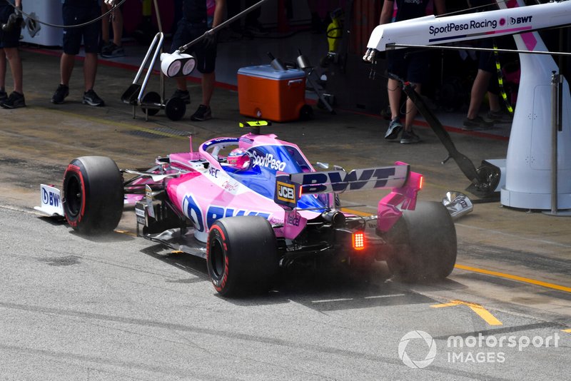 Lance Stroll, Racing Point RP19, dans la voie des stands durant les qualifications