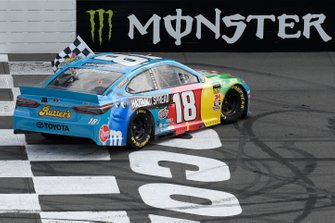 Kyle Busch, Joe Gibbs Racing, Toyota Camry M&M's Hazelnut, does a burnout after winning
