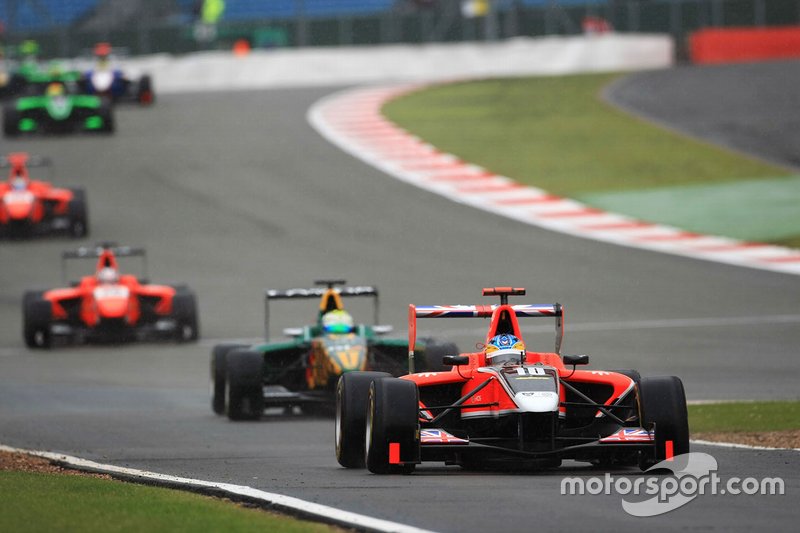 Adrian Quaife - Hobbs, Marussia Manor Racing, rientra ai box con James Calado, Lotus ART, Mitch Evans, MW Arden