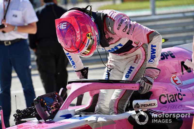 Esteban Ocon, Racing Point Force India F1 Team in parc ferme 