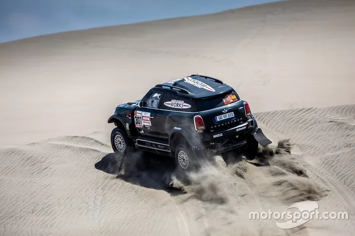 #307 X-Raid Team: Nani Roma, Alex Haro Bravo