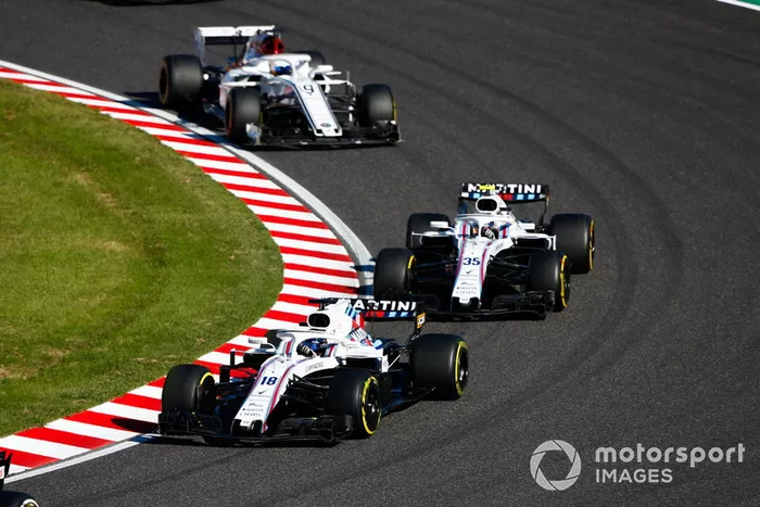 Lance Stroll, Williams FW41, Sergey Sirotkin, Williams FW41, y Marcus Ericsson, Sauber C37 