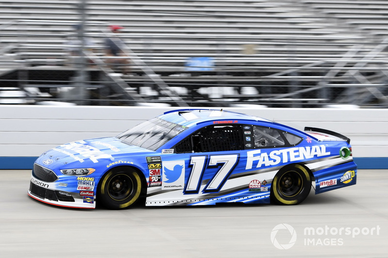 21. Ricky Stenhouse Jr., Roush Fenway Racing, Ford Fusion Fastenal