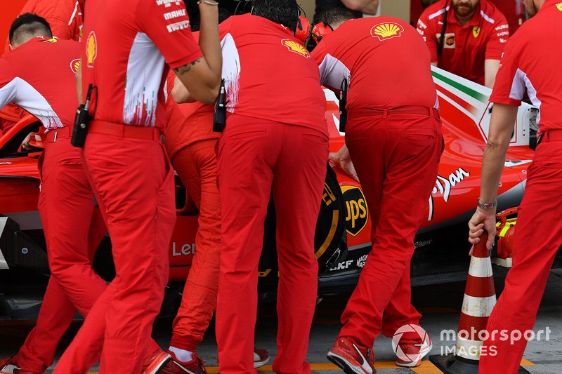 Charles Leclerc, Ferrari SF71H avec un morceau manquant sur la carrosserie