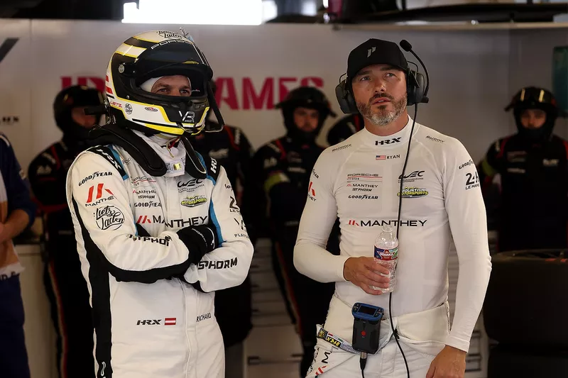 #92 Manthey 1St Phorm Porsche 911 GT3 R LMGT3 : Ryan Hardwick, Richard Lietz