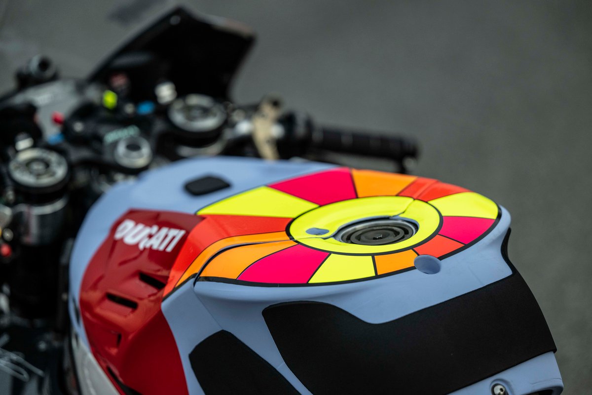 La nuova livrea del Gresini Racing
