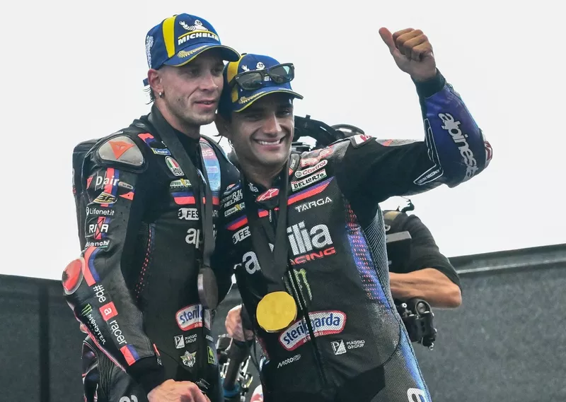 Marco Bezzecchi, Aprilia Racing, Jorge Martin, Aprilia Racing Team