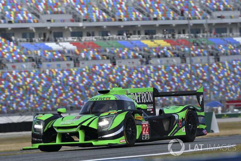 #22 Tequila Patron ESM Nissan DPi, P: Pipo Derani, Johannes van Overbeek, Nicolas Lapierre