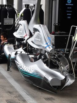 Des éléments de carrosserie de la Mercedes-AMG F1 W09