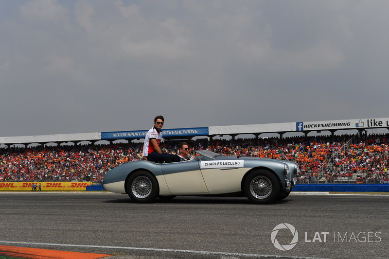 Charles Leclerc, Sauber, at drivers parade