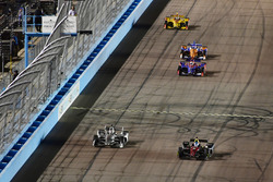 Josef Newgarden, Team Penske Chevrolet passes Robert Wickens, Schmidt Peterson Motorsports Honda for