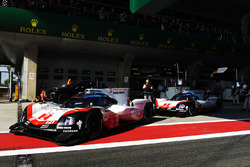 #2 Porsche Team Porsche 919 Hybrid: Timo Bernhard, Earl Bamber, Brendon Hartley