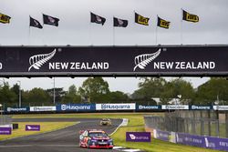 Jamie Whincup, Triple Eight Race Engineering Holden