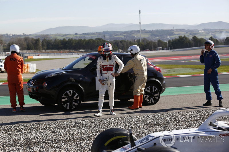 Авария: Шарль Леклер, Alfa Romeo Sauber C37