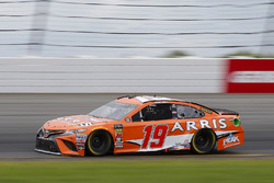 Daniel Suarez, Joe Gibbs Racing, Toyota Camry ARRIS