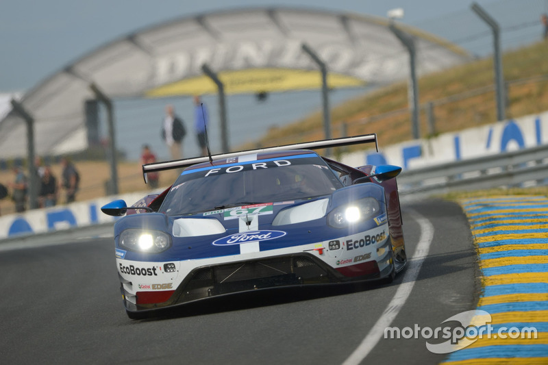 #67 Ford Chip Ganassi Racing Ford GT: Andy Priaulx, Harry Tincknell