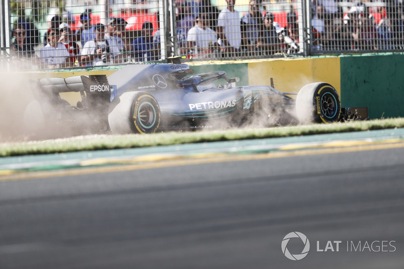 Вылет с трассы: Валттери Боттас, Mercedes AMG F1 W09