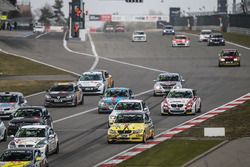 Emir Aşarı, Oliver Frisse, Sindre Setsaas, Sorg Rennsport, BMW 325i